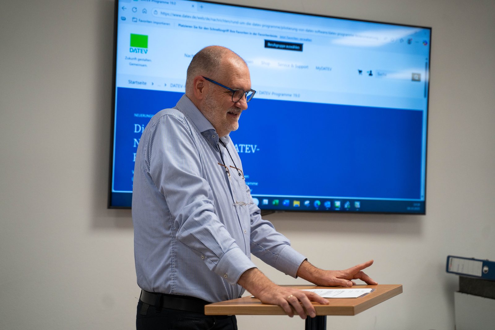 Digitale Zusammenarbeit bei der B3 Steuerberatungsgesellschaft Landshut – Auswertungen am Bildschirm